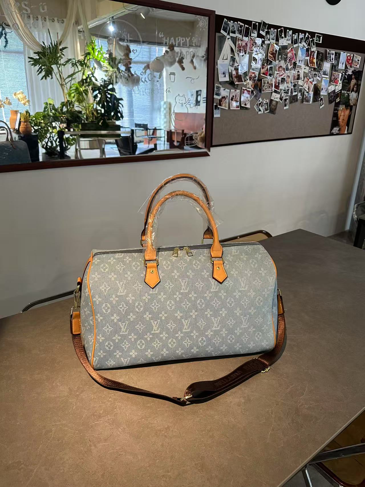 Misty Bag
