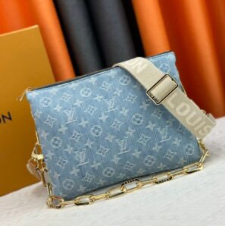 Stephanie Coussin Bag