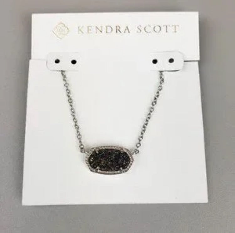 Black Pendant Neckalce